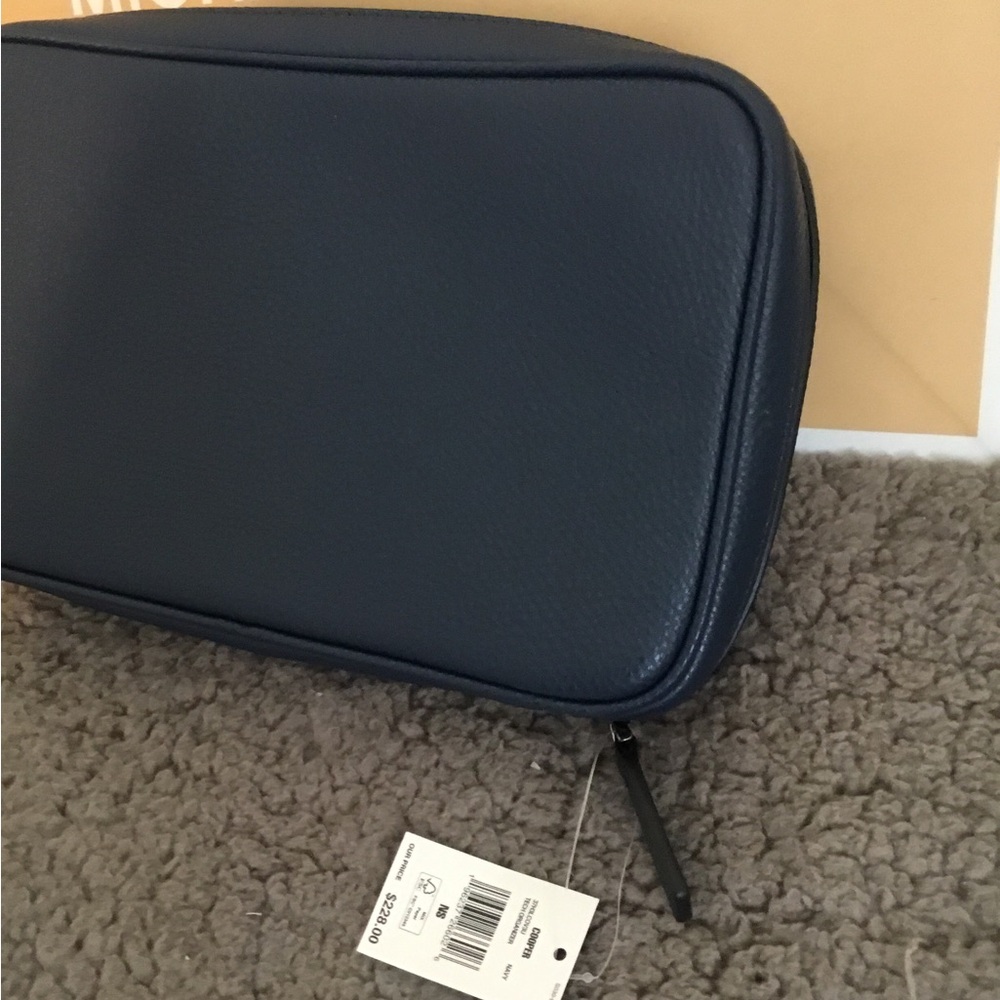 NWT Michael Kors Mens Cooper Tech Travel Organizer- Navy Blue - Picture 3 of 10